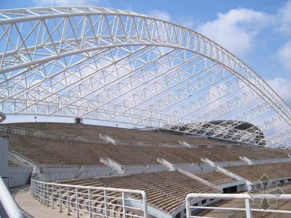 鋼結(jié)構(gòu)網(wǎng)架噴漆時有哪些要點